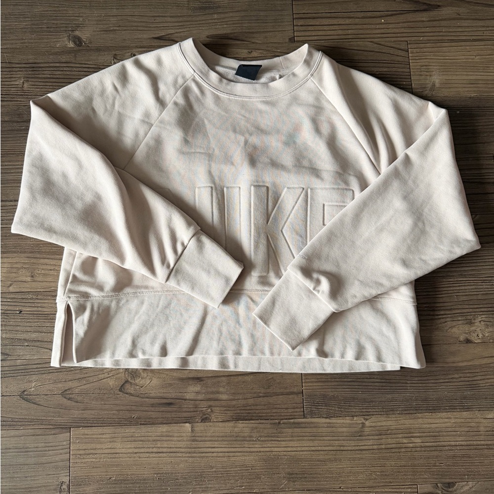 Nike Cream Long Sleeve - Picture 2 of 9